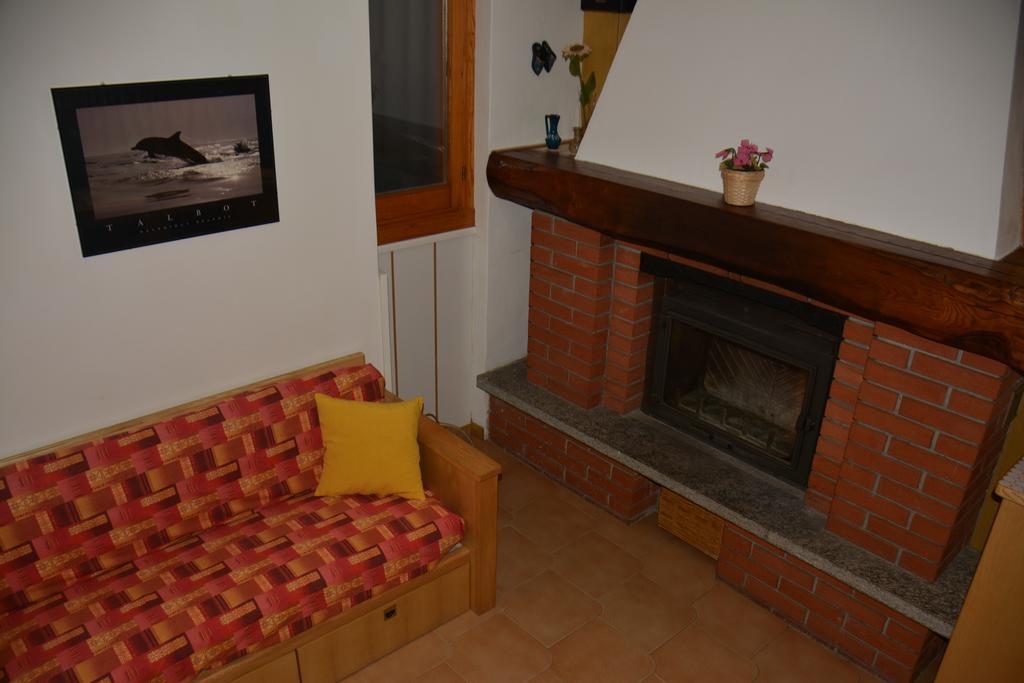 Casa Gibiseo Appartement Bellano Buitenkant foto